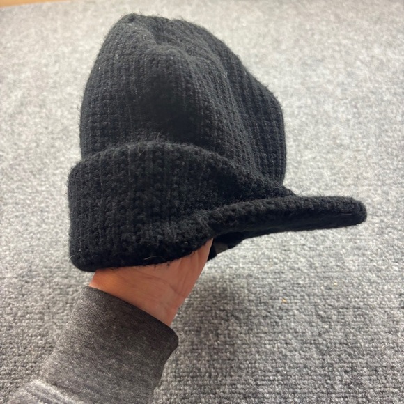 THE NORTH FACE Mens Black Knit Brimmed Beanie Winter Cap One Size fits most - Picture 1 of 10